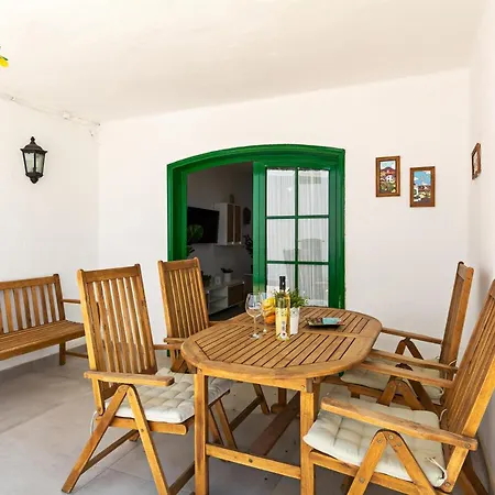 Oceanic Breeze Share Pool By Pvl Apartment