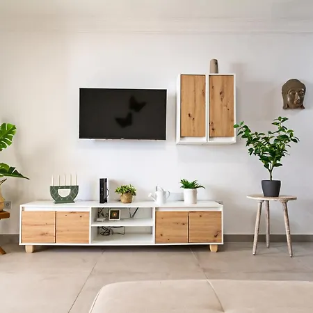 Oceanic Breeze Share Pool By Pvl Апартаменти